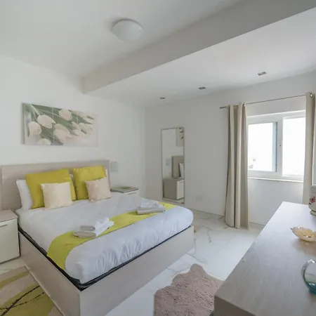 Stylish, Modern & Spacious 1Br Apartment Close To Salina Bay - Bugibba St. Paul's Bay Exterior photo