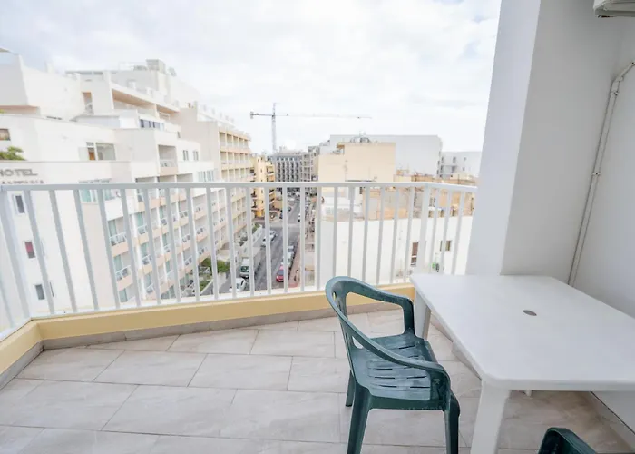 Stylish, Modern & Spacious 1Br Apartment Close To Salina Bay - Bugibba