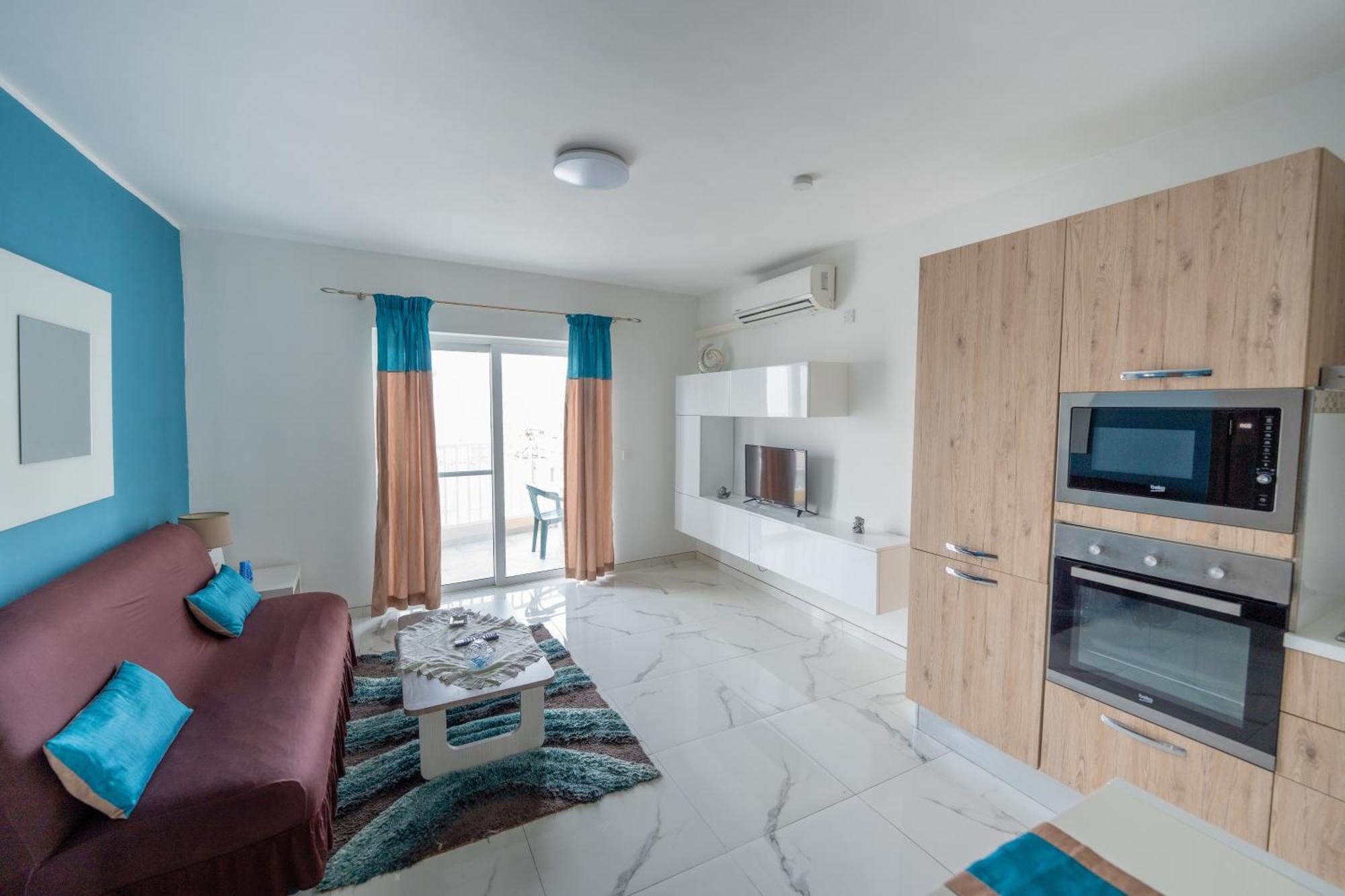 Stylish, Modern & Spacious 1br Close To Salina Bay - Bugibba Apartment