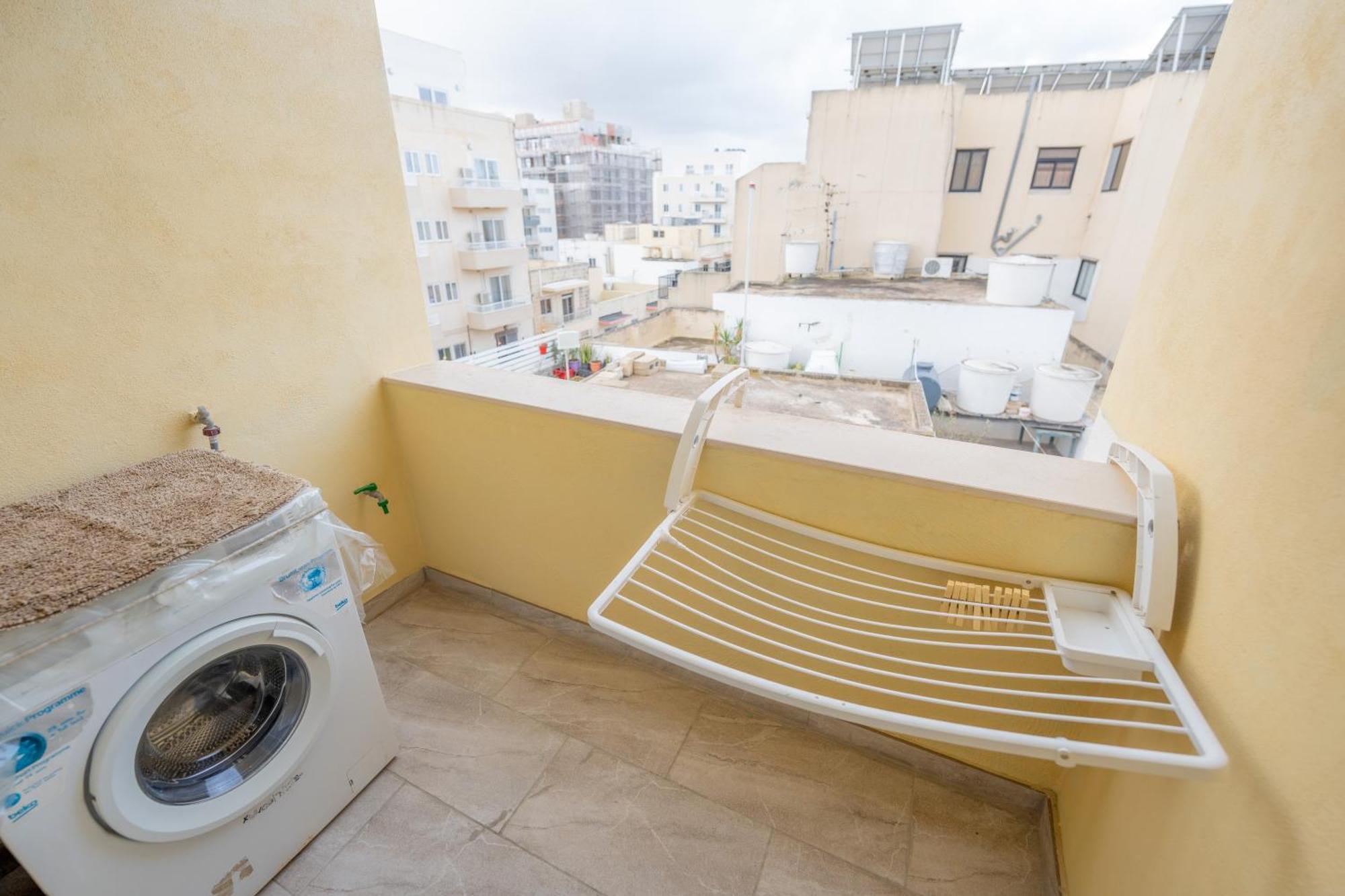 Stylish, Modern & Spacious 1br Close To Salina Bay - Bugibba Apartment St. Paul's Bay
